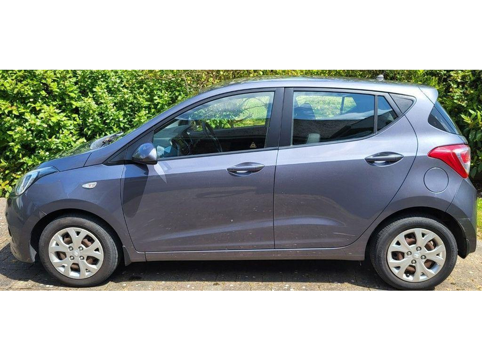 Hyundai i10 1.0 Classic Hatchback Petrol Manual (67bhp) — thumbnail 4