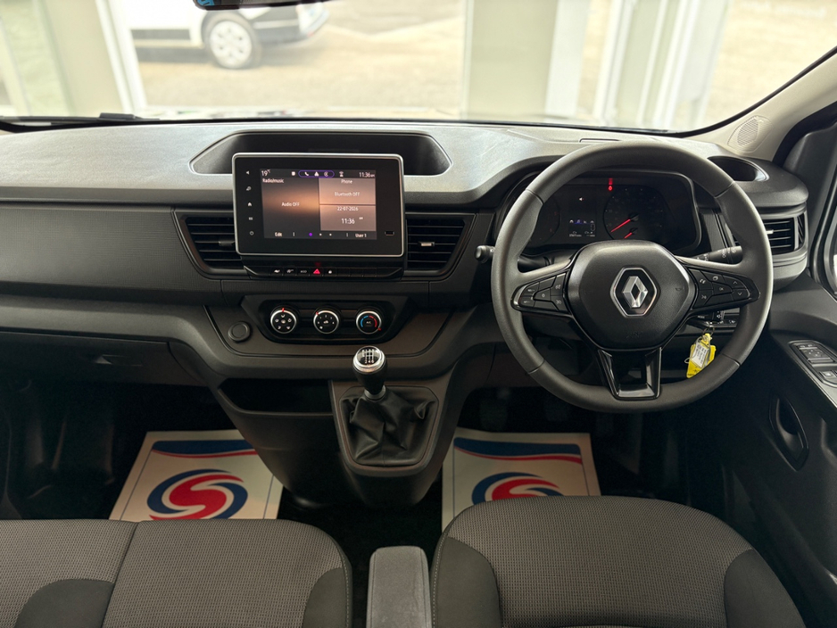 2024 Renault Trafic 2L Diesel For Sale Images
