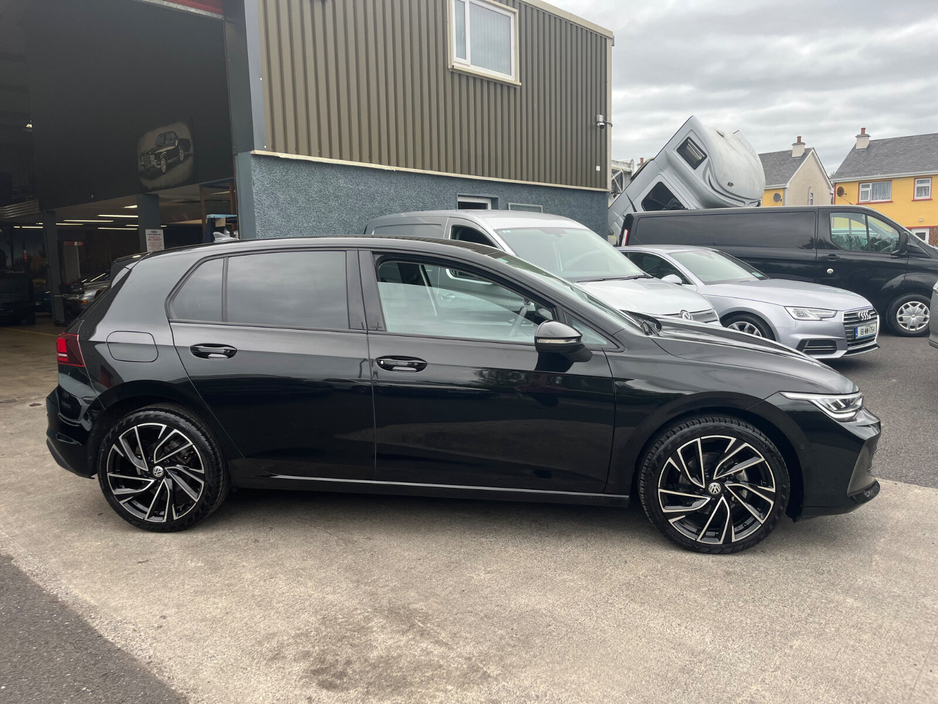 2025 Volkswagen Golf 1.5L Petrol For Sale Images