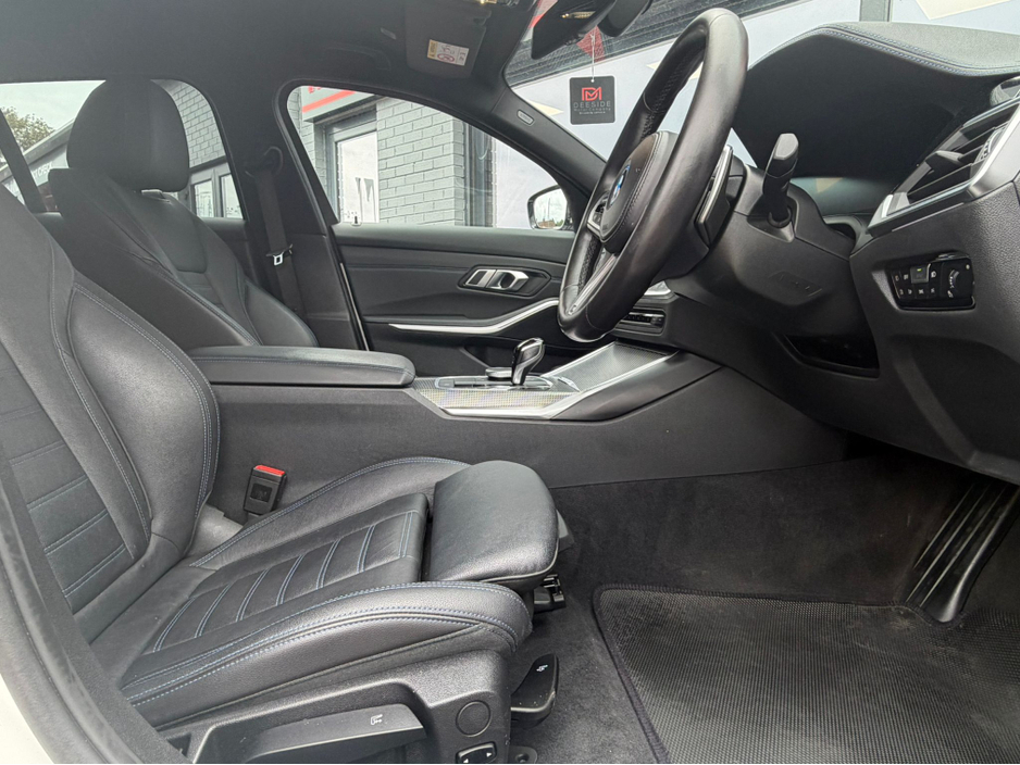 2022 BMW 3 Series 2L Hybrid For Sale Images