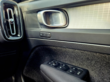 2022 Volvo XC40 1.5L Petrol Plug-in Hybrid For Sale Images