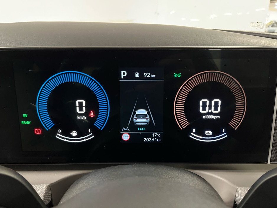 Hyundai Tucson Face Lift Executive 1.6 HEV Auto - Reversing Camera - Sat Nav - Climate Control - Heated Seats - Keyless Start - Apple CarPlay/Android Auto — thumbnail 13