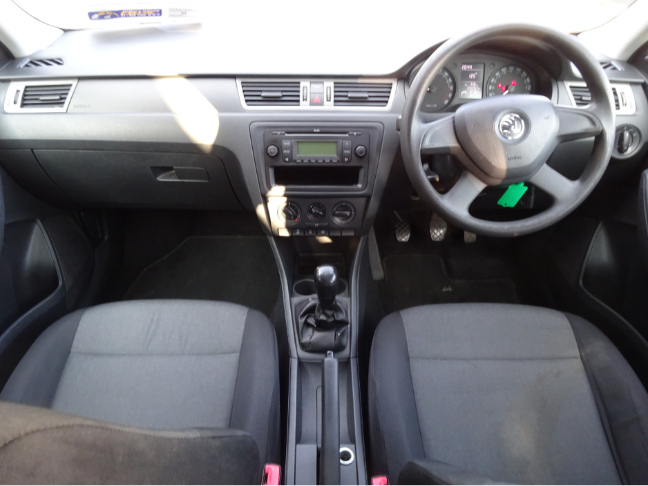 2013 Skoda Rapid 1.6L Diesel For Sale Images