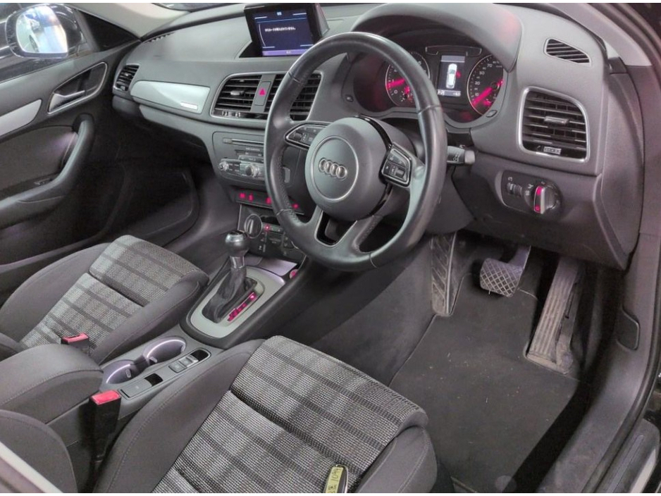 Audi Q3 2.0 TFSI Quattro Petrol Auto — thumbnail 5
