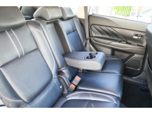 2017 Mitsubishi Outlander 2L Petrol Hybrid For Sale Images