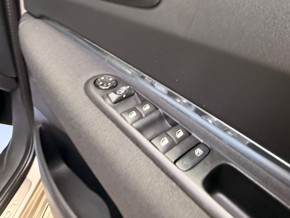 Peugeot 3008 1.2 PureTech Active S&S — thumbnail 16