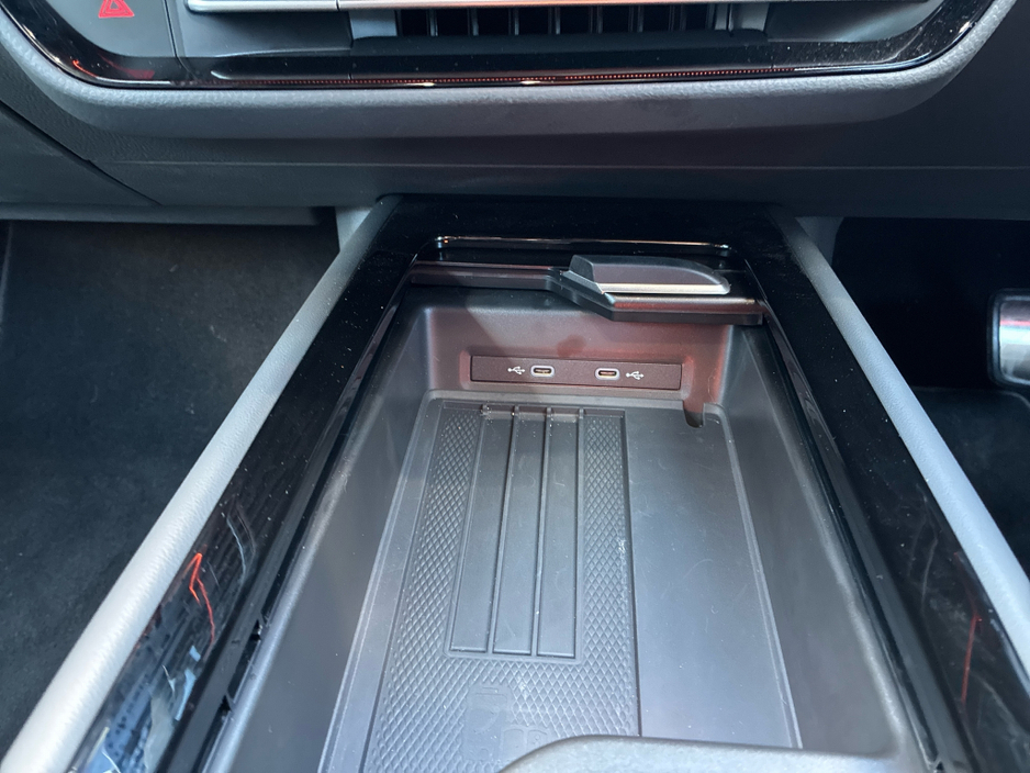 2025 Volkswagen ID.7 0L Electric For Sale Images