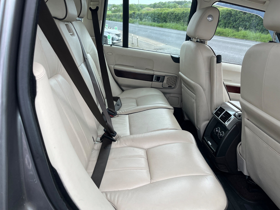 2011 Land Rover Range Rover 4.5L Diesel For Sale Images