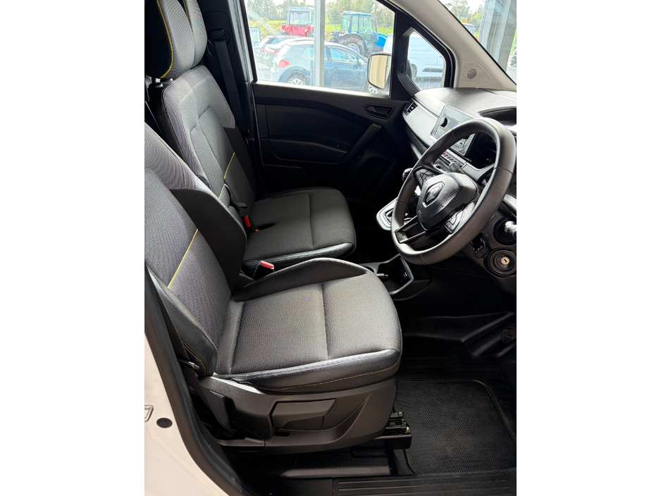 2023 Renault Kangoo 1.5L Diesel For Sale Images