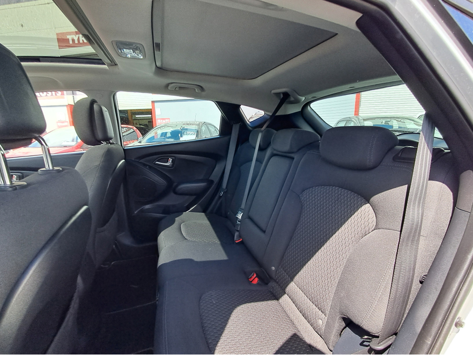 2013 Hyundai ix35 1.7L Diesel For Sale Images