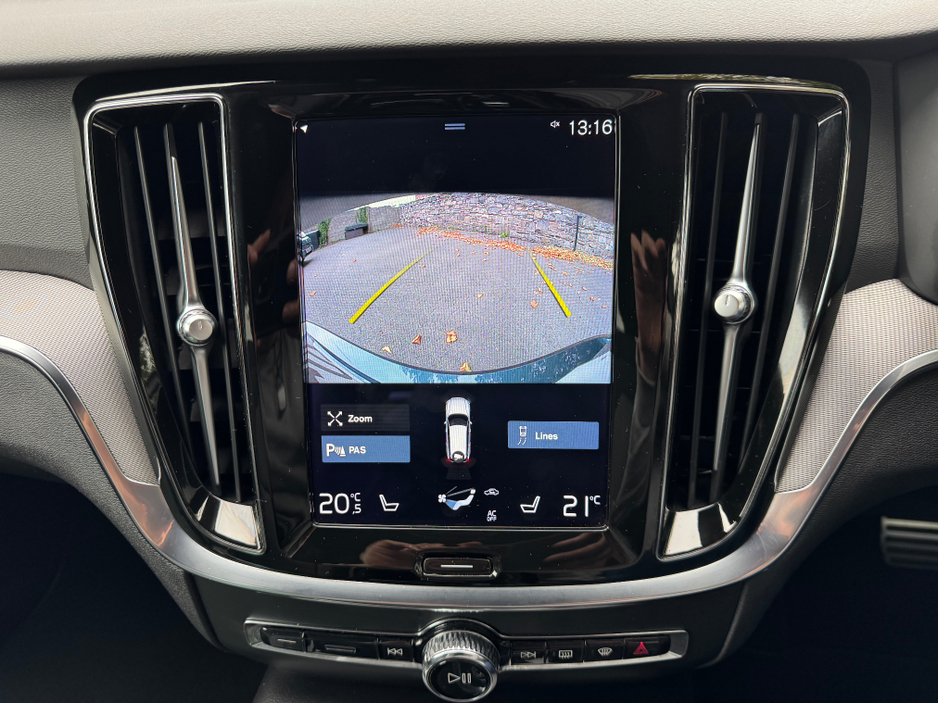2021 Volvo V60 2L Petrol Plug-in Hybrid For Sale Images