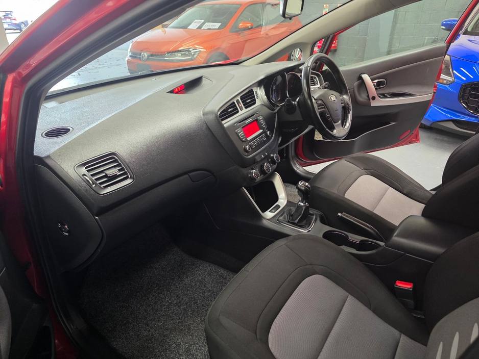 2015 Kia Ceed 1.6L Diesel For Sale Images