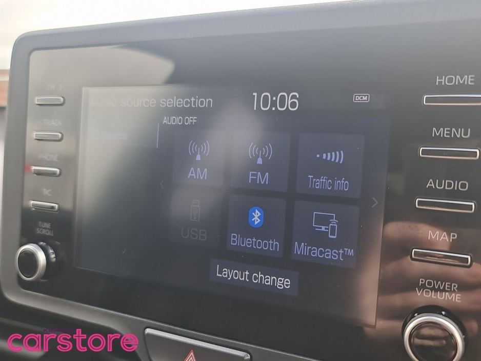 Toyota Yaris Hybrid X — thumbnail 20