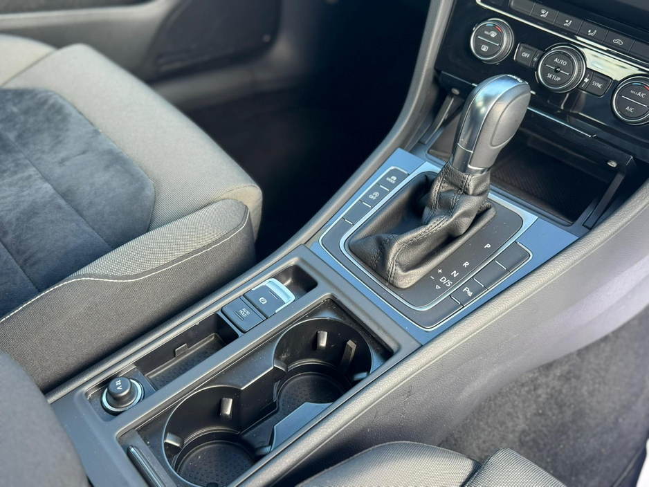2013 Volkswagen Golf 1.4L Petrol For Sale Images