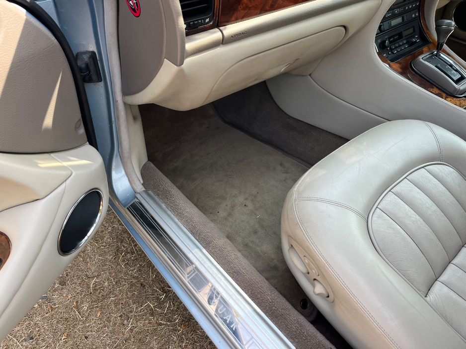 1996 Jaguar Sovereign 4.1L Petrol For Sale Images