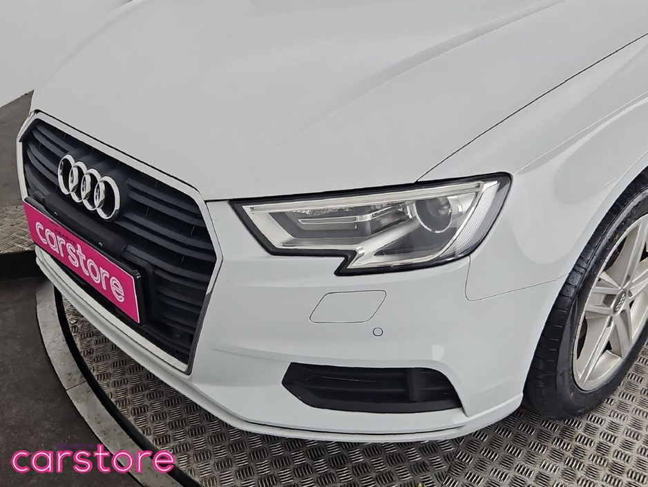 Audi A3 1.4 TFSI S-TRONIC Saloon — thumbnail 17