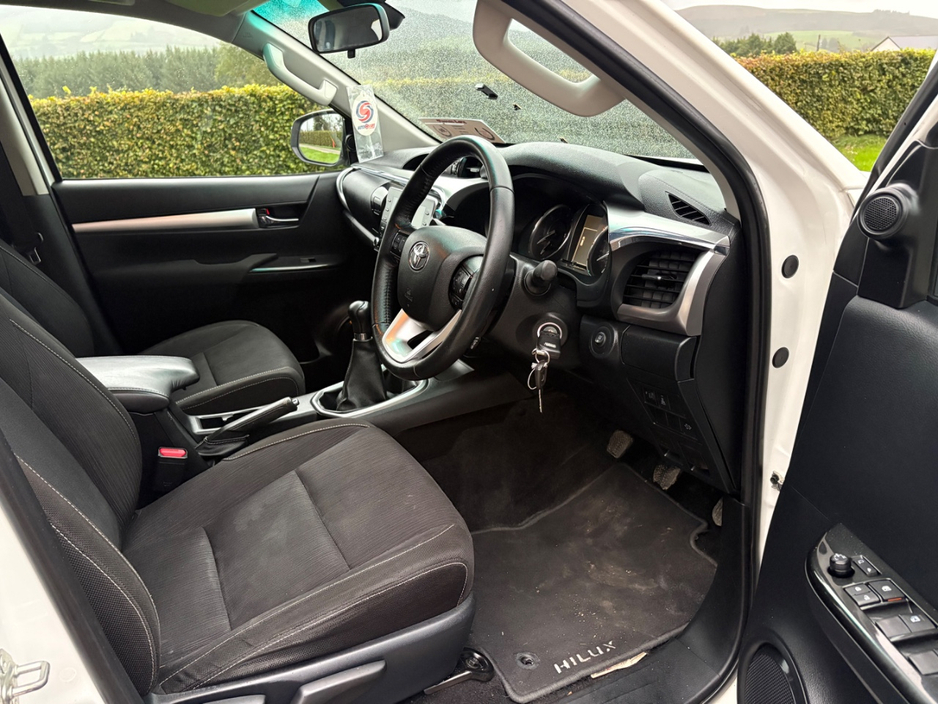 2021 Toyota Hilux 2.4L Diesel For Sale Images