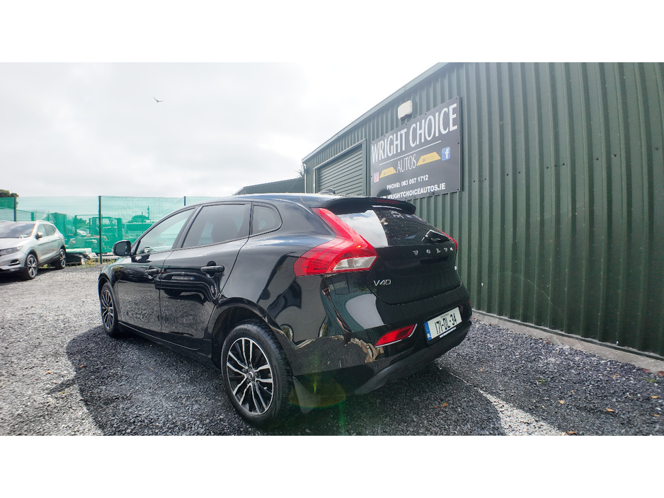 2017 Volvo V40 2L Diesel For Sale Images