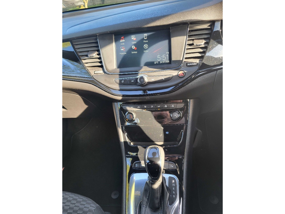 Vauxhall Astra 1.4 I TURBO SRI - Auto — thumbnail 16