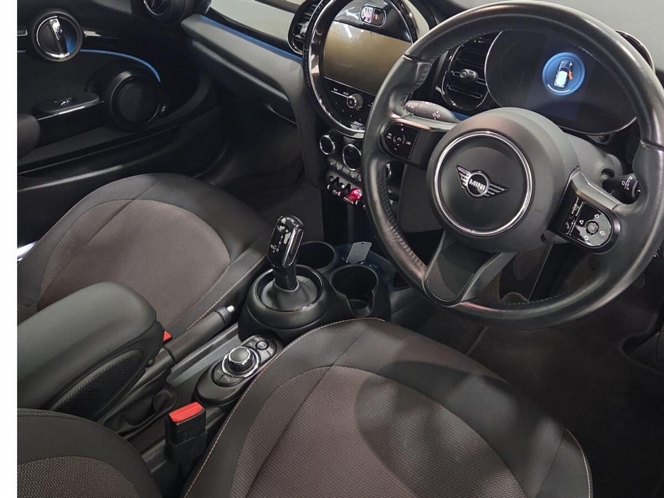 2024 MINI Hatch 1.5L Petrol For Sale Images