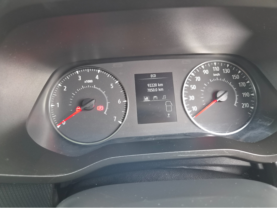 2023 Renault Trafic 2L Diesel For Sale Images