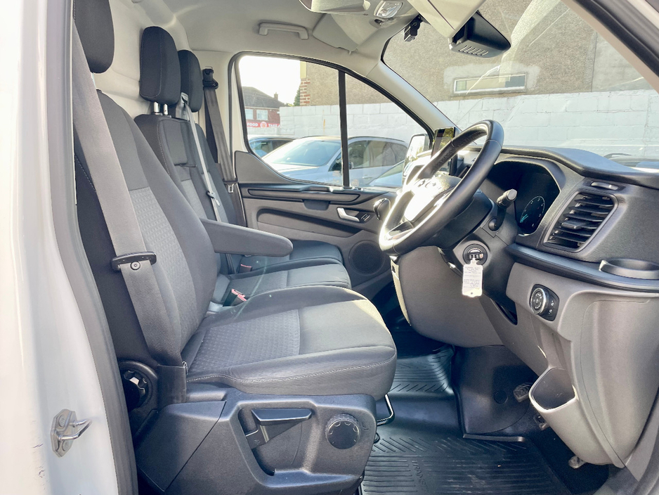 2022 Ford Transit Custom 2L Diesel For Sale Images