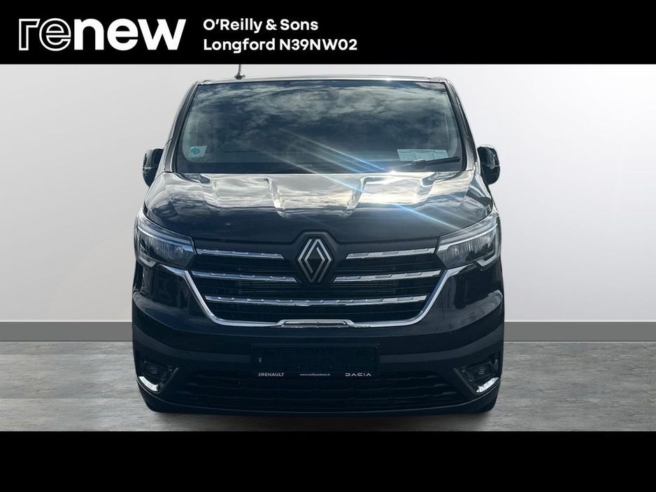2026 Renault Trafic 2L Diesel For Sale Images