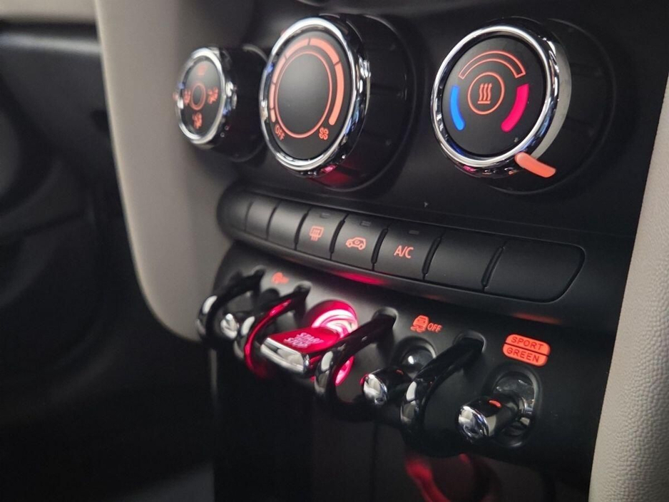 2022 MINI Hatch 1.5L Petrol For Sale Images