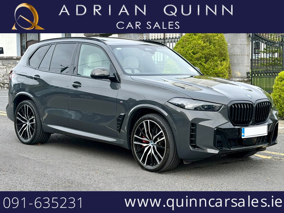 BMW X5 50e M-SPORT==HUGE SPEC==LOW MILEAGE==
