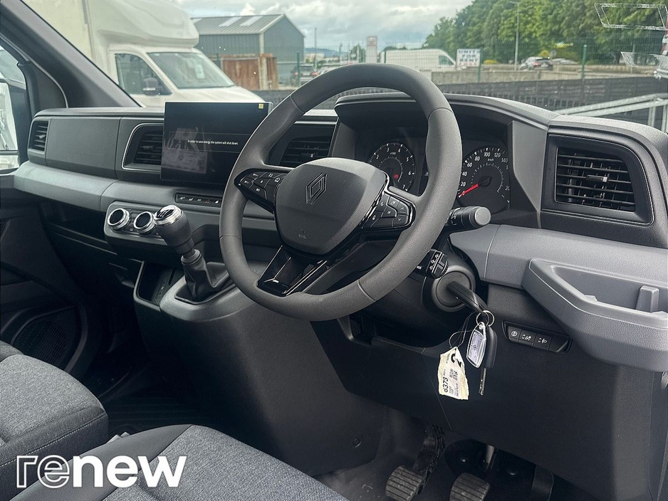 2025 Renault Master 2.0L Diesel For Sale Images