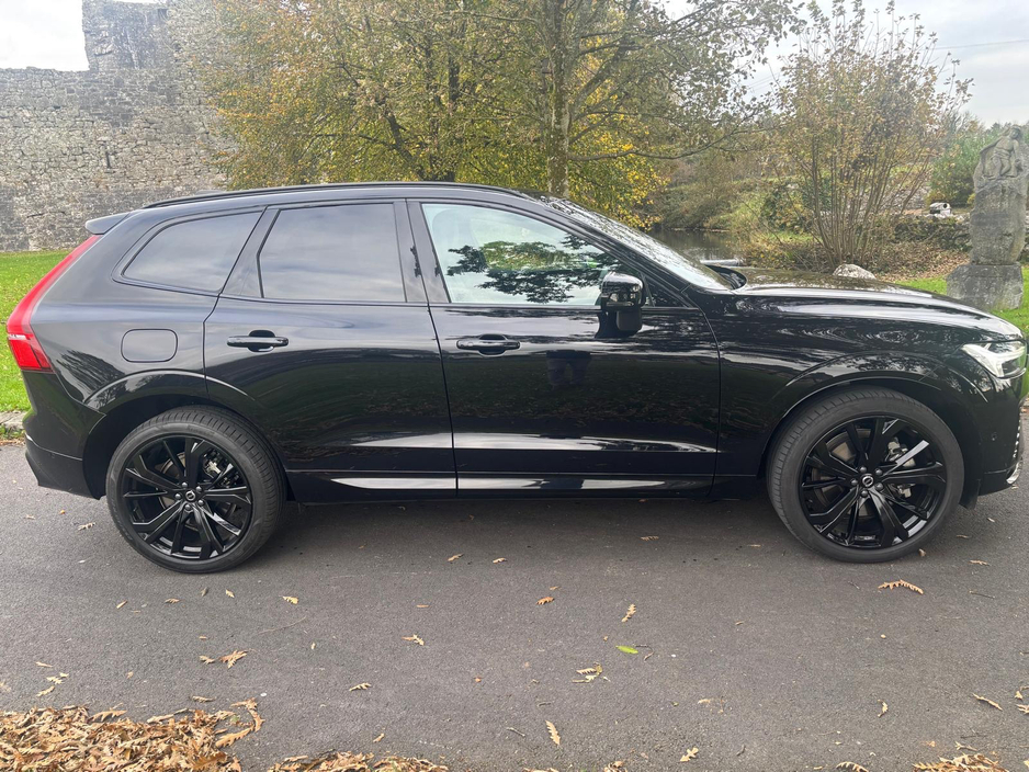 2025 Volvo XC60 2L Petrol Plug-in Hybrid For Sale Images