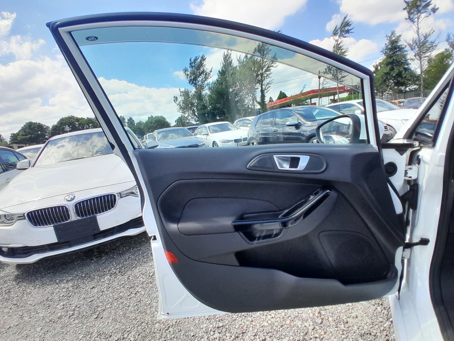 Ford Fiesta 1.0L EcoBoost Petrol Automatic - Low mileage (3160) — thumbnail 10