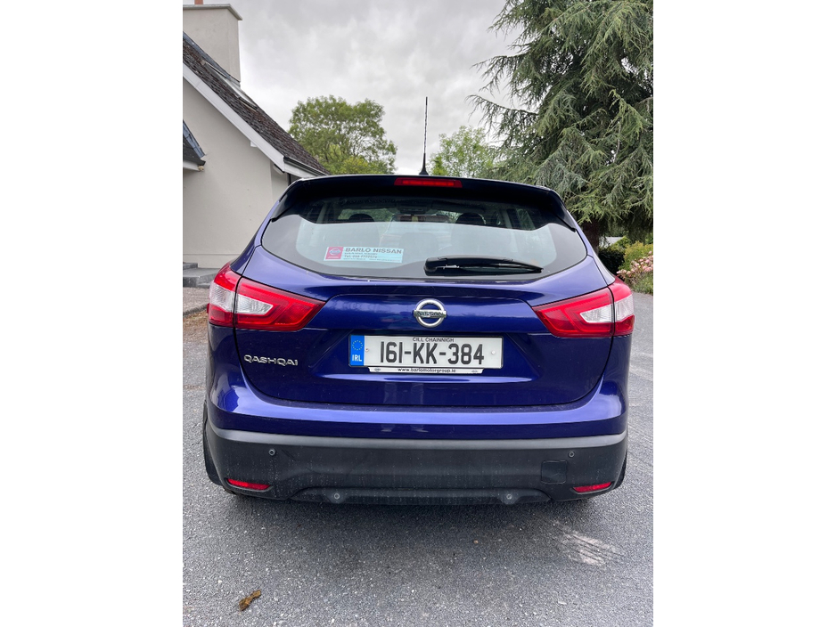 Nissan Qashqai 1.2 PET XE 4DR — thumbnail 2