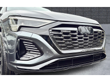 2024 Audi Q8 e-tron 0.9L Electric For Sale Images