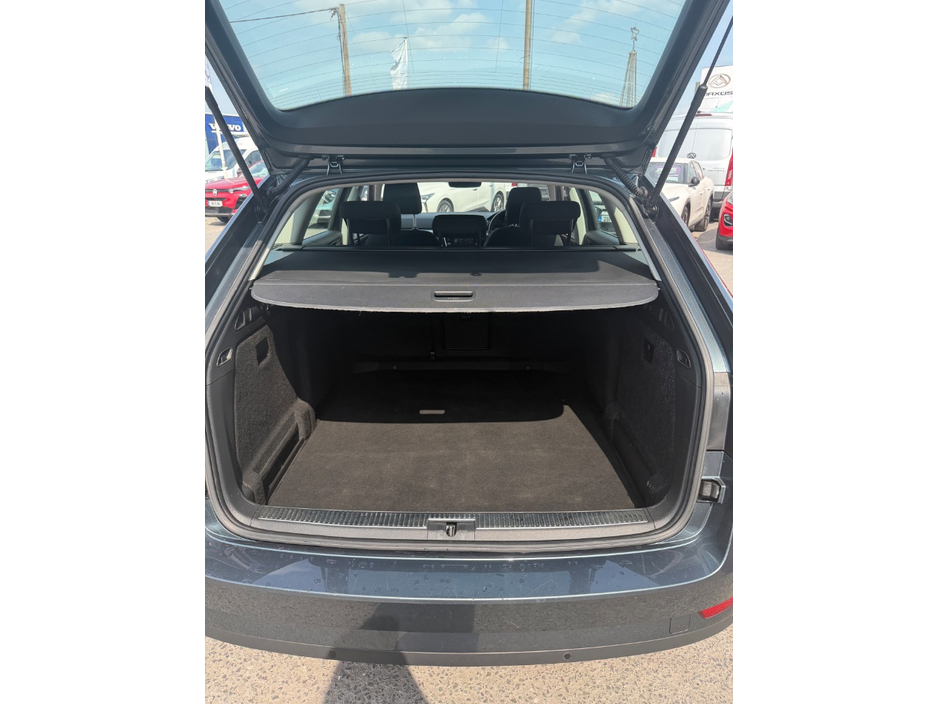 2020 Skoda Superb 2L Diesel For Sale Images