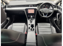 2022 Volkswagen Passat 1.4L Petrol Plug-in Hybrid For Sale Images