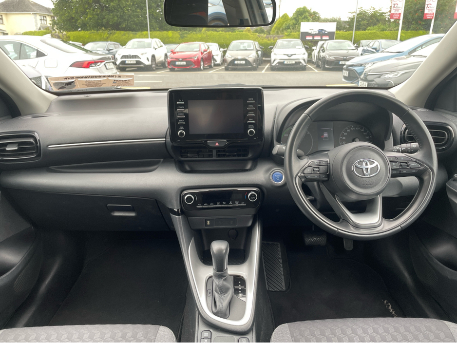 2022 Toyota Yaris 1.5L Petrol Hybrid For Sale Images