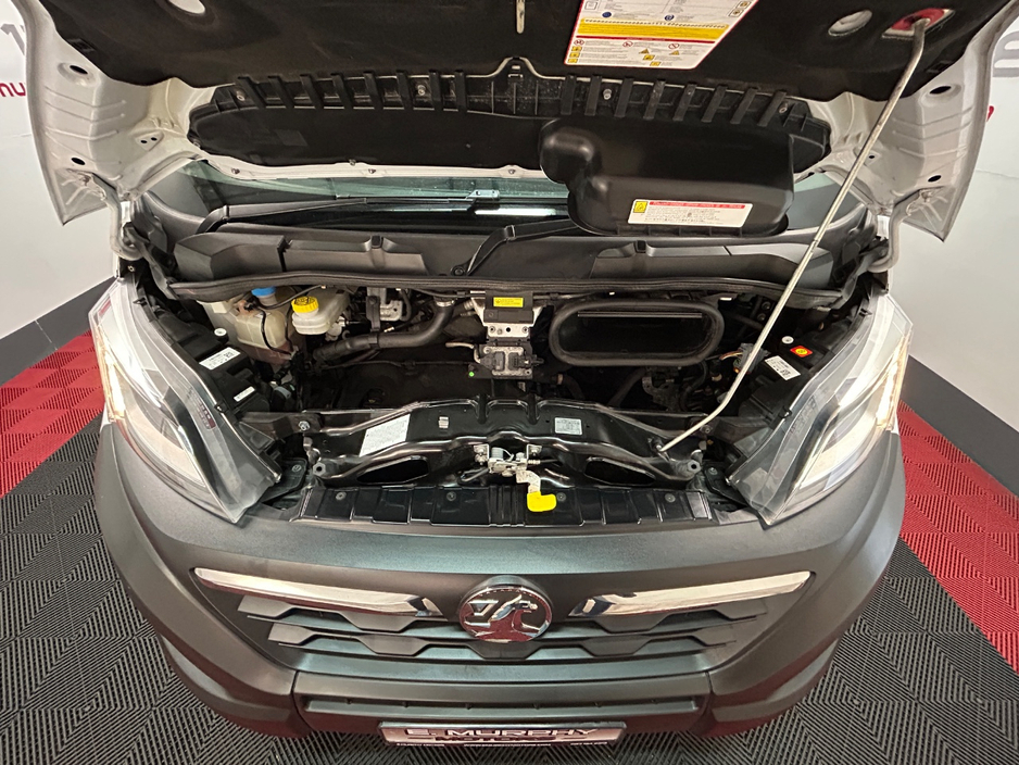 2023 Vauxhall Movano 2.2L Diesel For Sale Images