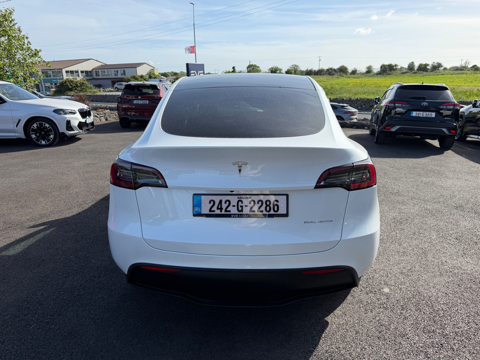 2024 Tesla Model Y 0L Electric For Sale Images