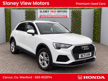 Audi Q3 TECHNIK 45 TFSI E S-A