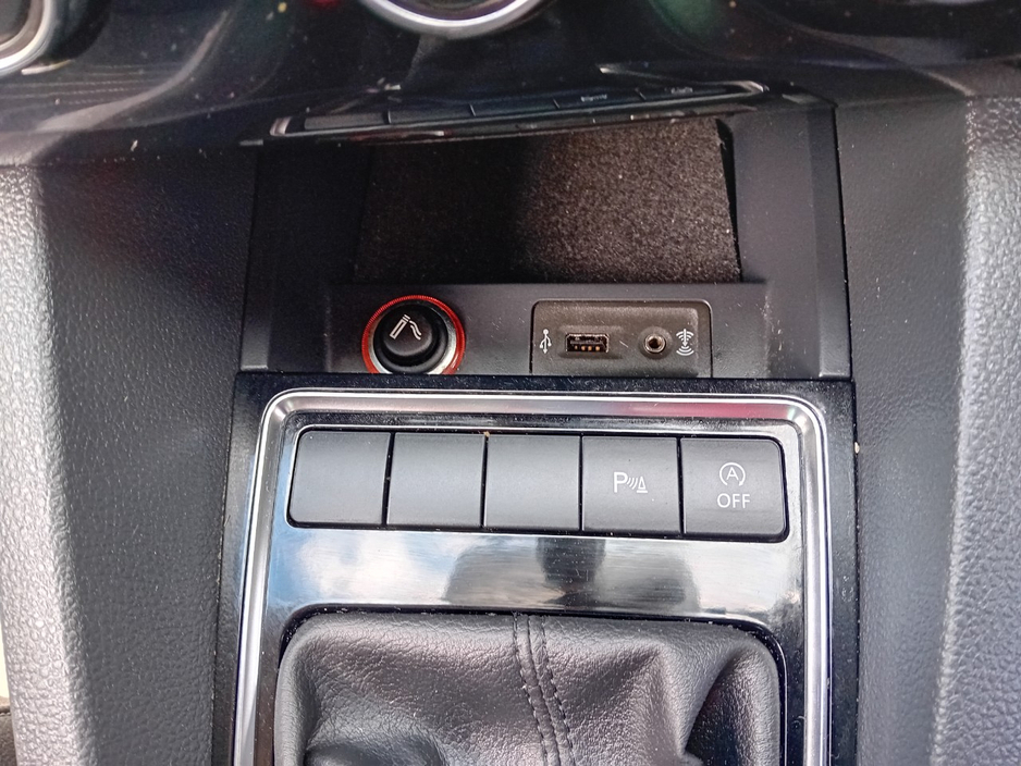 2016 Volkswagen Jetta 2L Diesel For Sale Images