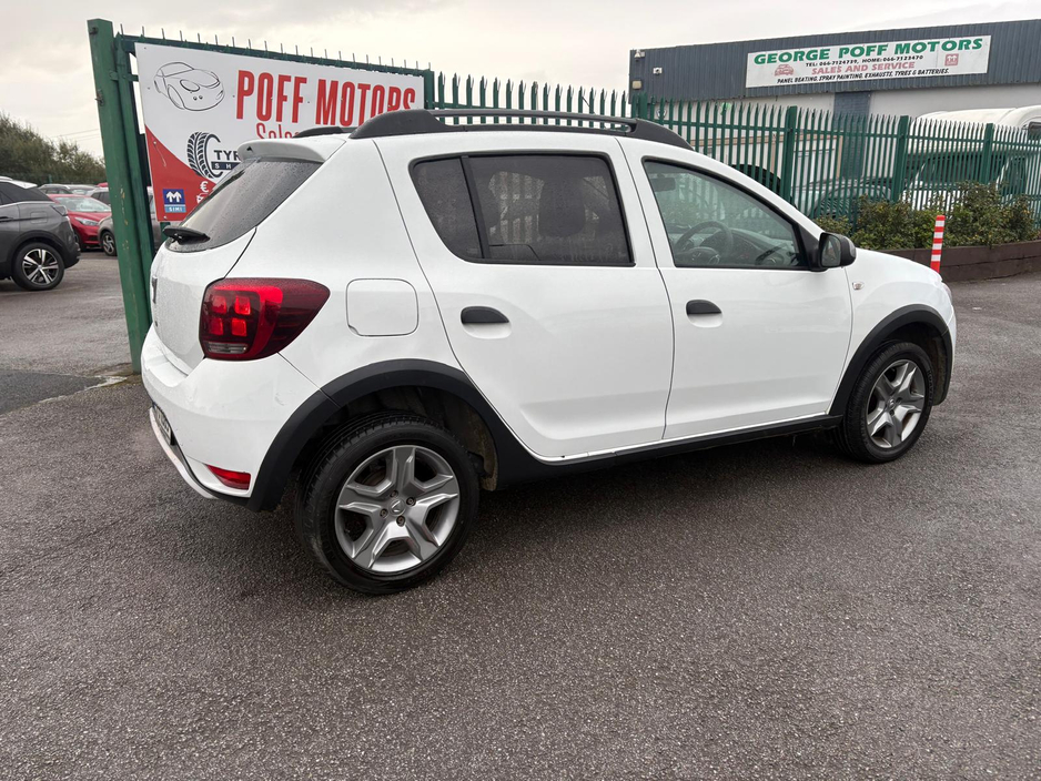 2017 Dacia Sandero 0.9L Petrol For Sale Images