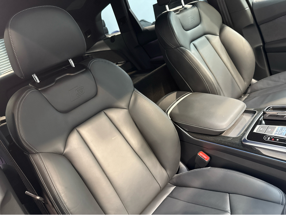 2025 Audi Q7 3L Diesel For Sale Images