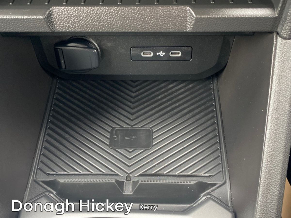 2024 Dacia Duster 1.2L Petrol Hybrid For Sale Images