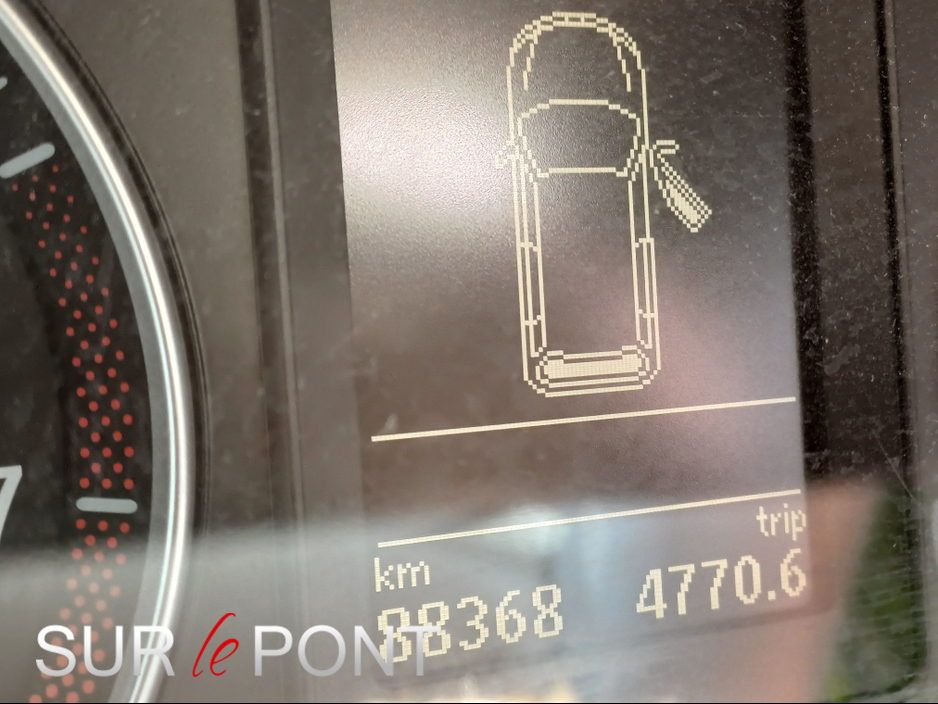 2015 Volkswagen Touran 1.4L Petrol For Sale Images