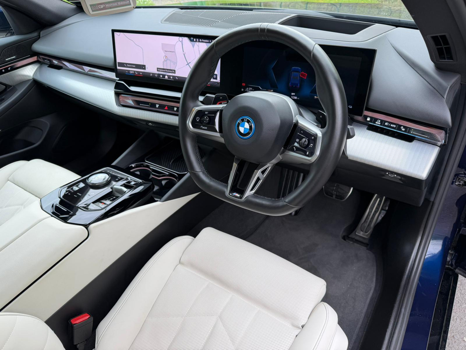 2024 BMW 5 Series 3L Petrol Plug-in Hybrid For Sale Images