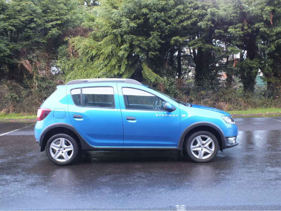 2016 Dacia Sandero 1.5L Diesel For Sale Images