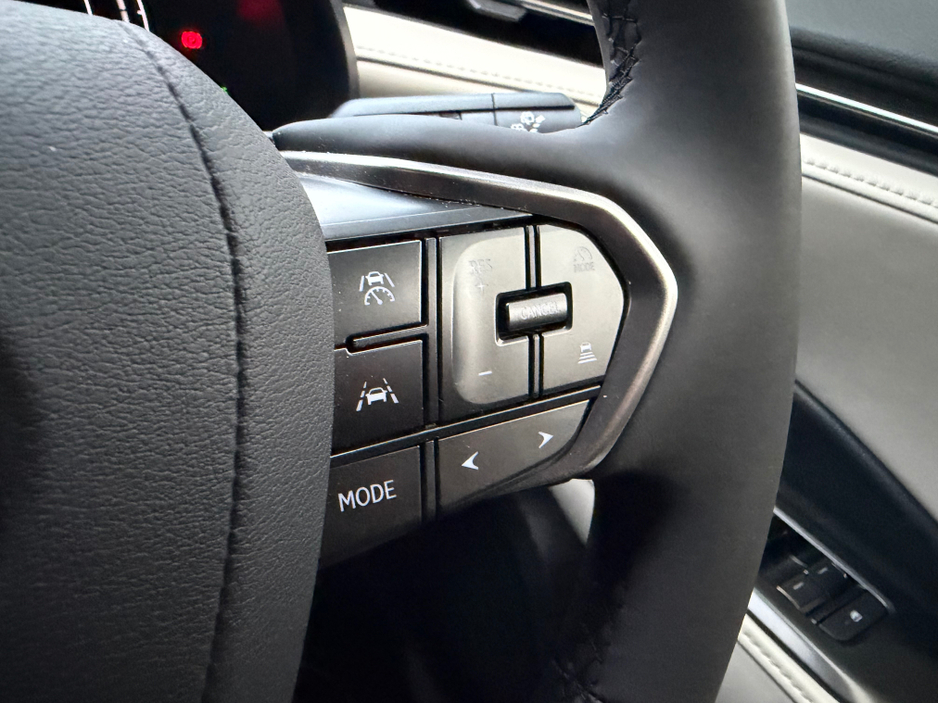 2025 Lexus LBX 1.5L Hybrid For Sale Images