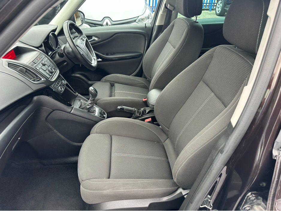 2015 Vauxhall Zafira 2.0L Diesel For Sale Images