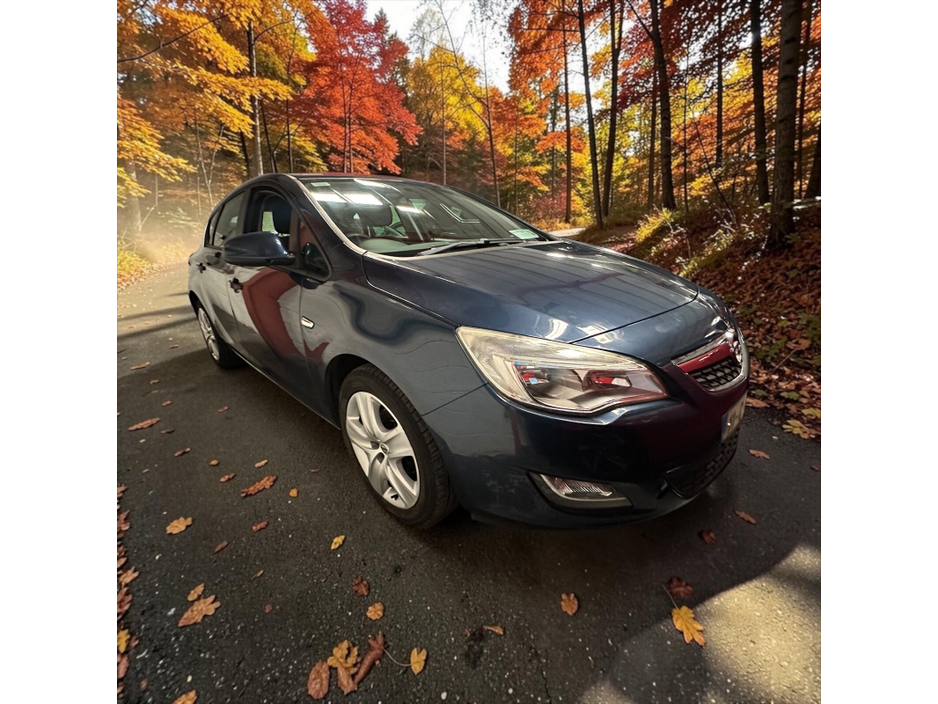 2011 Opel Astra 1.2L Diesel For Sale Images